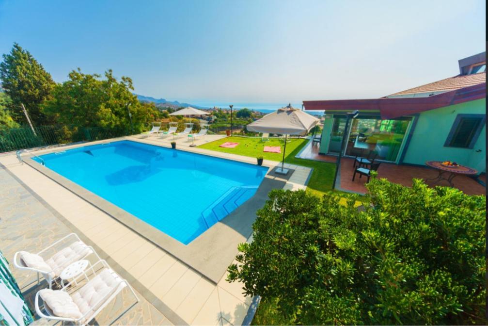 Villa Capogrecale - Piscina Riscaldata П'єдімонте-Етнео Екстер'єр фото