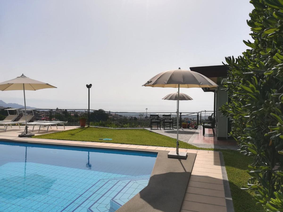 Villa Capogrecale - Piscina Riscaldata П'єдімонте-Етнео Екстер'єр фото