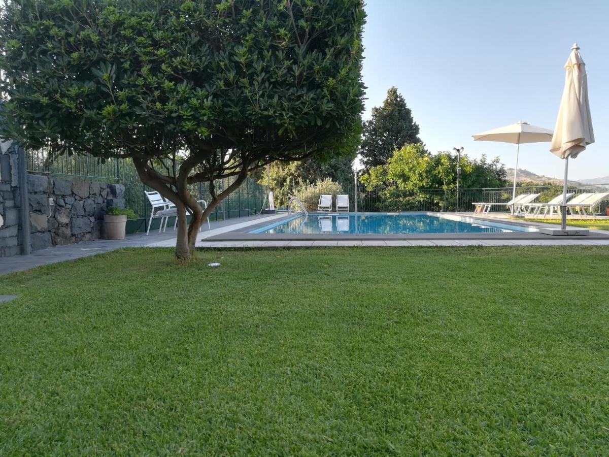 Villa Capogrecale - Piscina Riscaldata П'єдімонте-Етнео Екстер'єр фото