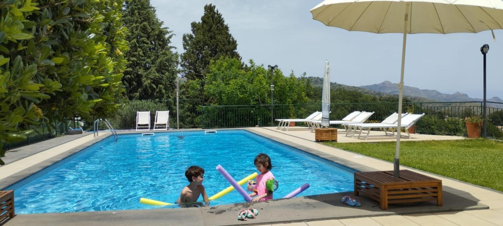 Villa Capogrecale - Piscina Riscaldata П'єдімонте-Етнео Екстер'єр фото